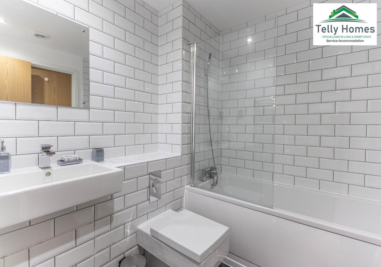 5 Percent Off Weekly And 20 Percent Off Monthly Bookings - Marigold Unit At Telly Homes Limited Birmingham City Centre -2 Bedroom Apartment, Free Wifi Bagian luar foto